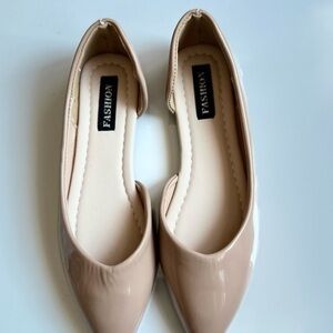 Fashion Nude Patent Pointed Toe Flats Women’s Chic Elegant Slip-On Shoes.